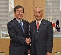 劉正福（ユ・ジョンボク） 仁川広域市長が、知事と会談されました。