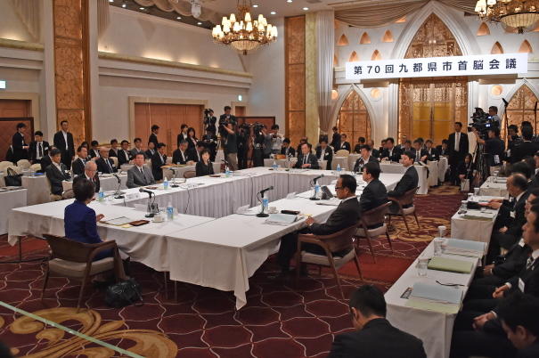 画像：会議中の様子