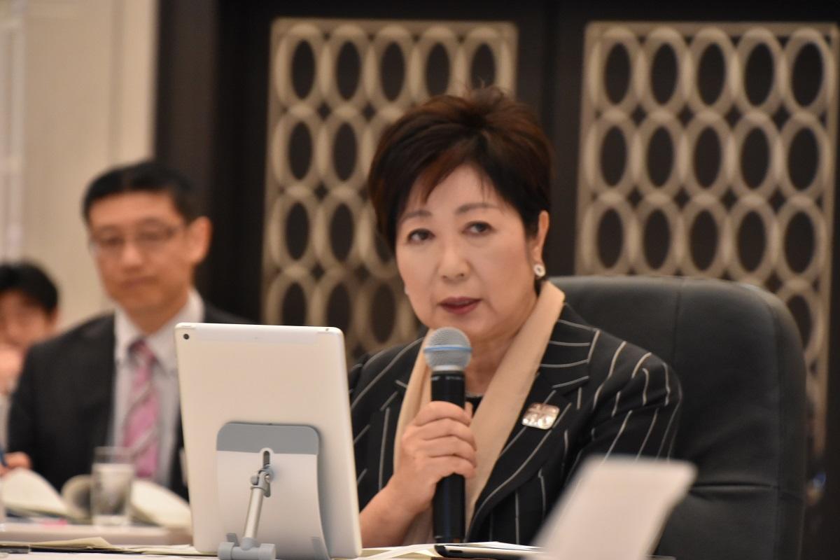 画像：会議中の様子　その２